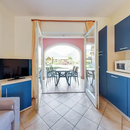 Spacious In Idro With Shared Pool Apartmán Crone