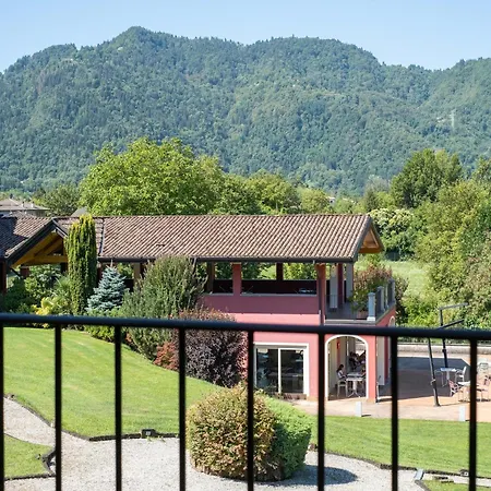 Spacious In Idro With Shared Pool Апартаменты