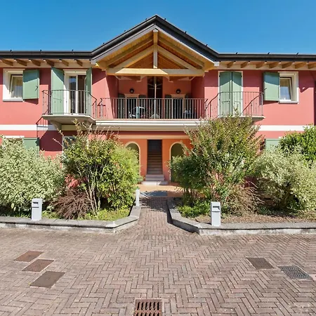 Spacious In Idro With Shared Pool * Кроне