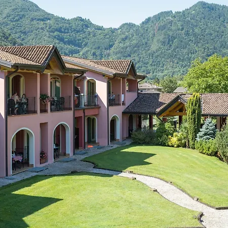 Spacious In Idro With Shared Pool Апартаменты Кроне