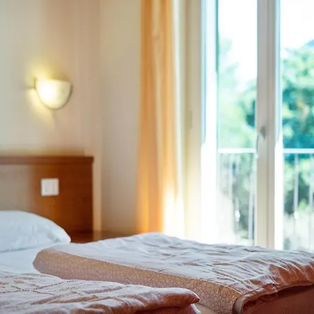 Lejlighed Spacious In Idro With Shared Pool *