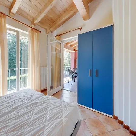 Spacious In Idro With Shared Pool