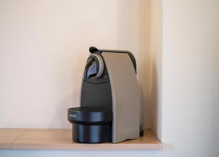 Spacious In Idro With Shared Pool Crone