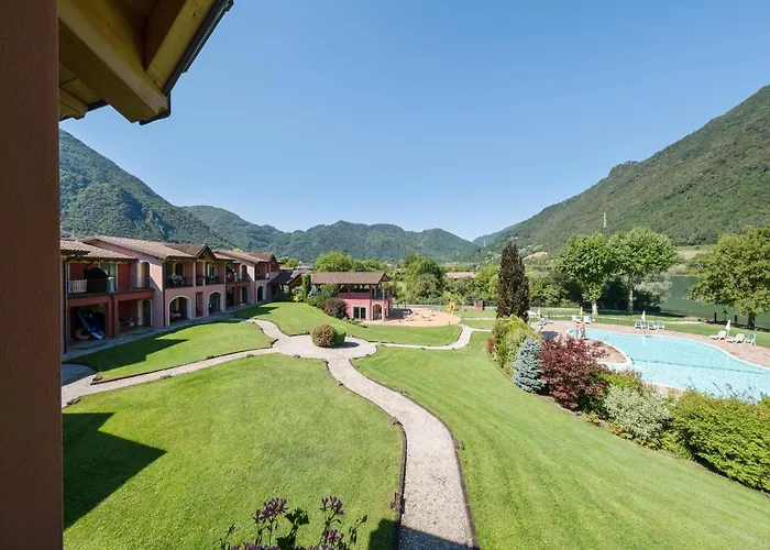 Spacious In Idro With Shared Pool
