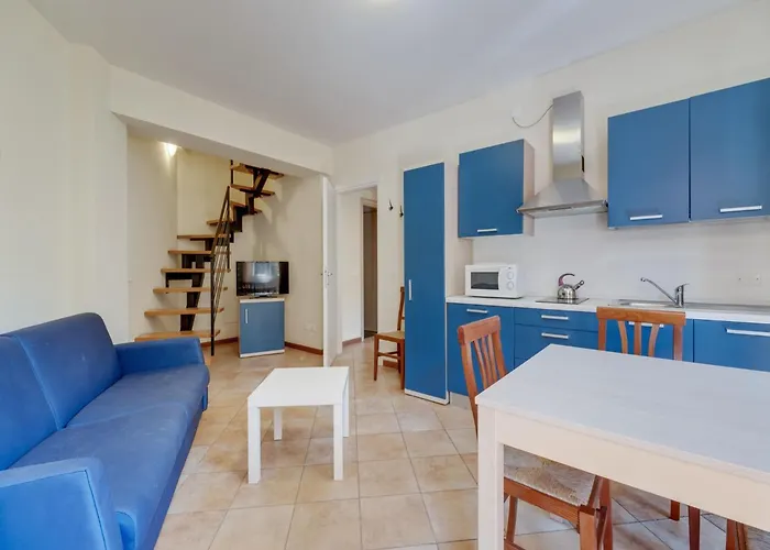 Apartment Spacious In Idro With Shared Pool Crone