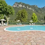 Lejlighed Spacious In Idro With Shared Pool *
