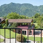 Spacious In Idro With Shared Pool Lejlighed