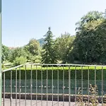 Lejlighed Spacious In Idro With Shared Pool